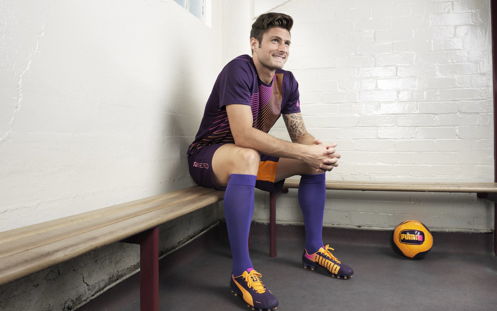 hth华体育官方入口-赛后明星访谈：欧冠中的那些感人瞬间，欧冠精彩片段