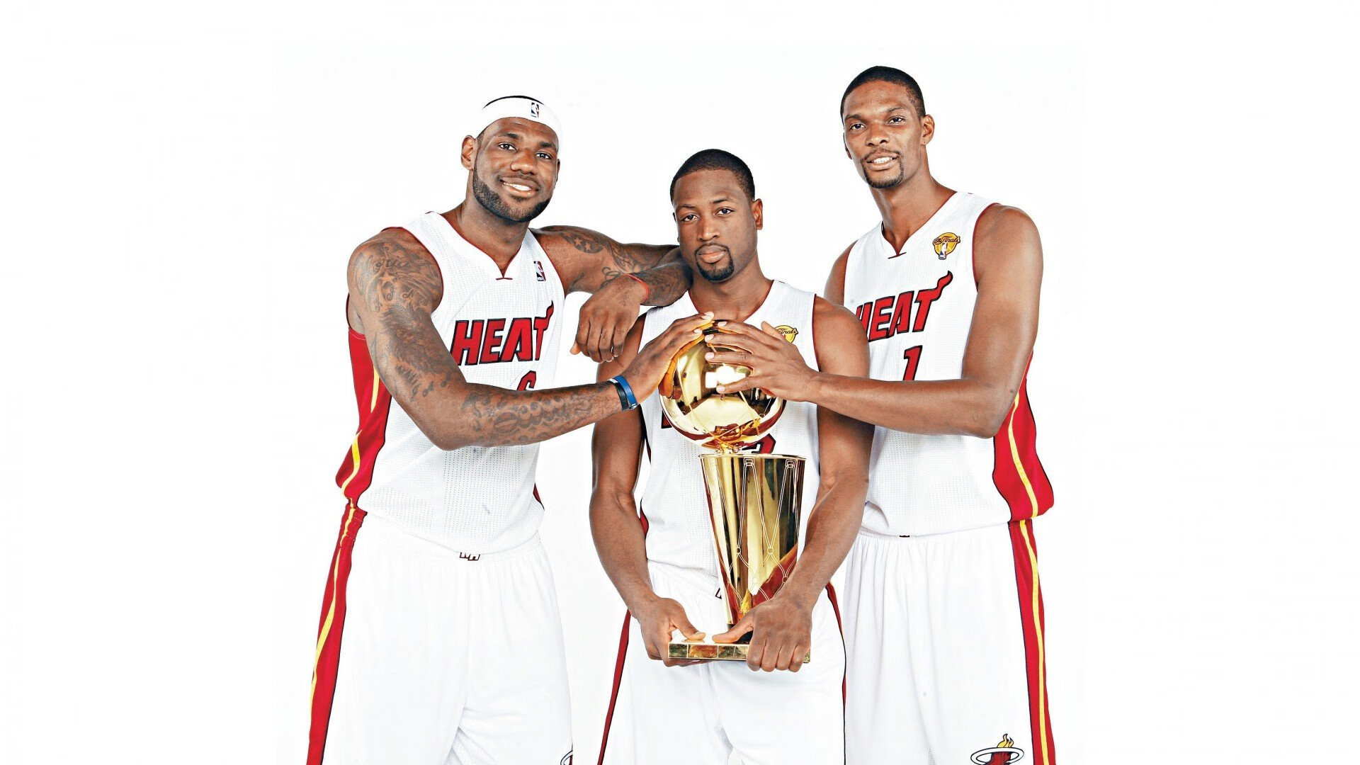 华体会体育网站-逆转“奇迹之夜”：欧冠赛场上的“逆天逆转”纪录，欧冠史诗级逆转